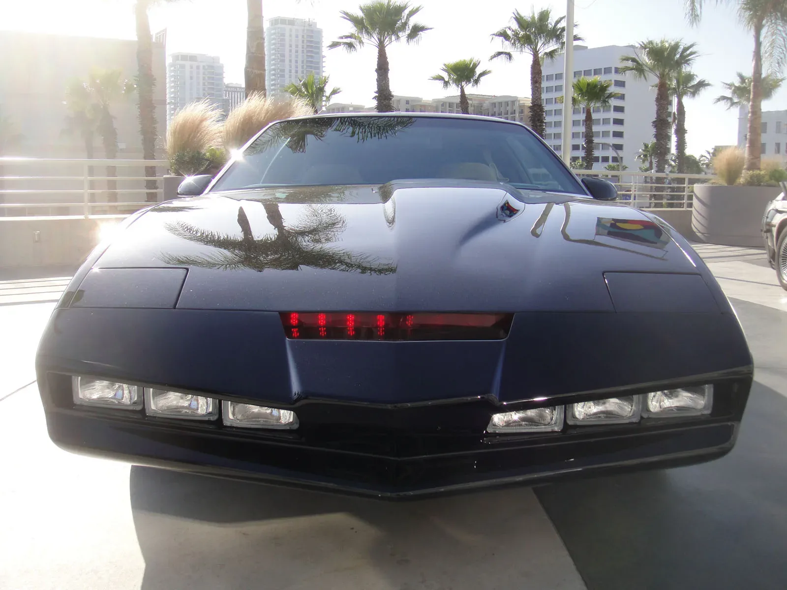 kitt jpg webp