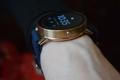 misfit vapor smartwatch hands on 0015 1500x1003