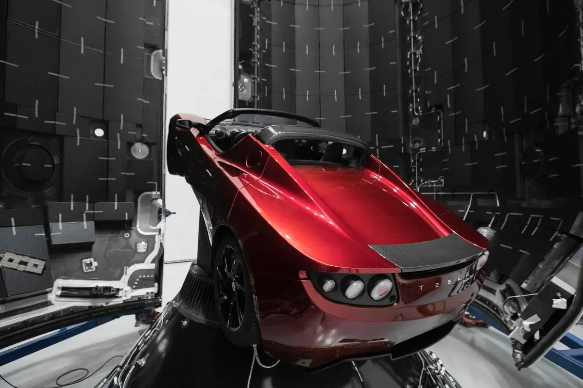 tesla roadster 1 jpg webp