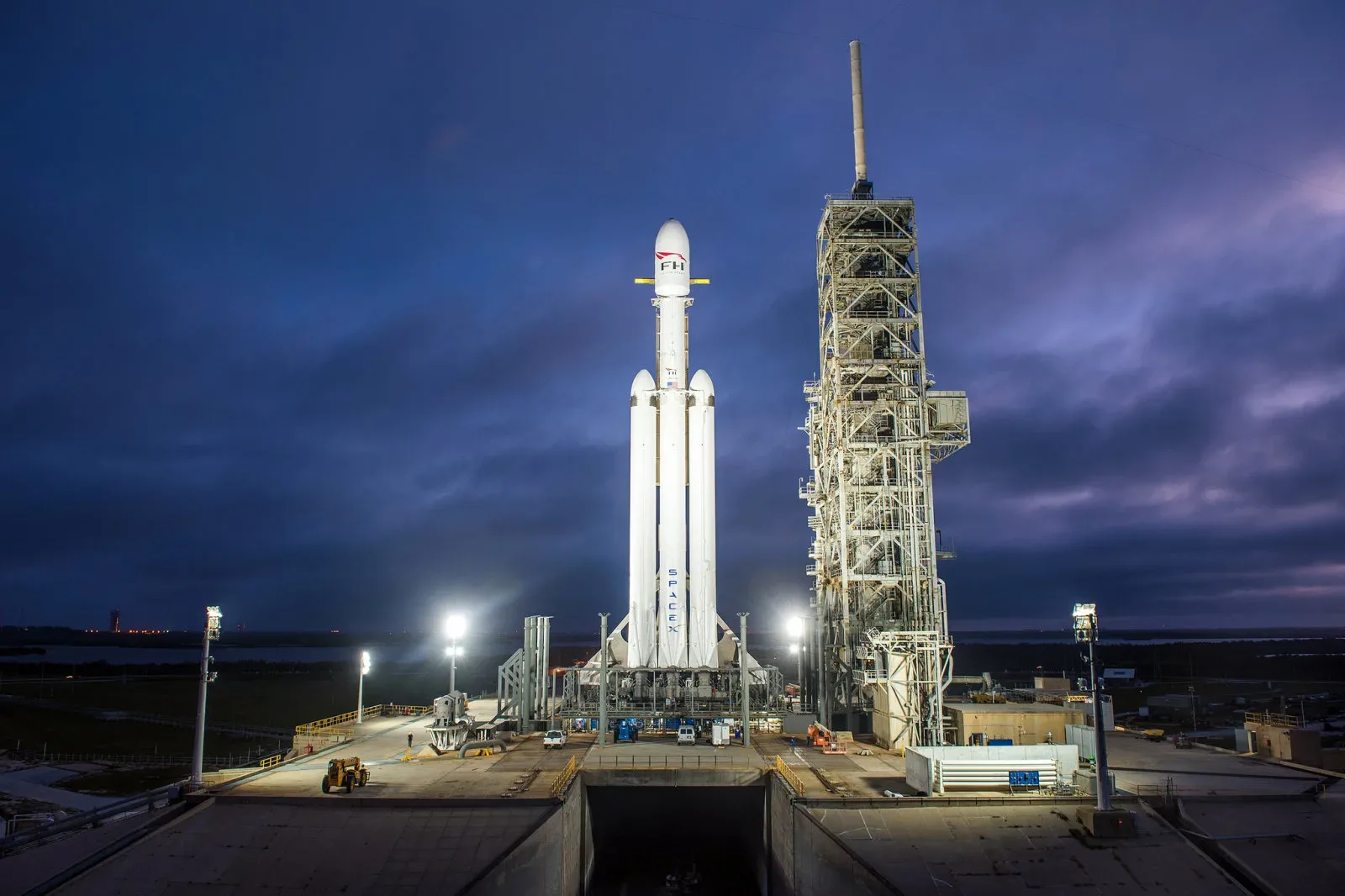 spacex falcon heavy jpg webp