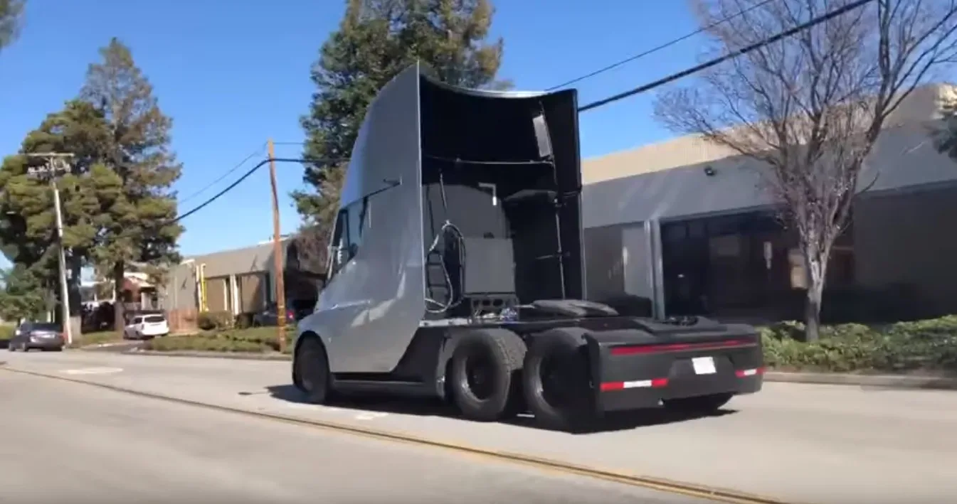 tesla semi 1 jpg webp