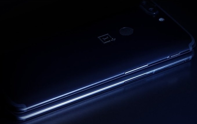 OnePlus 5T a 6