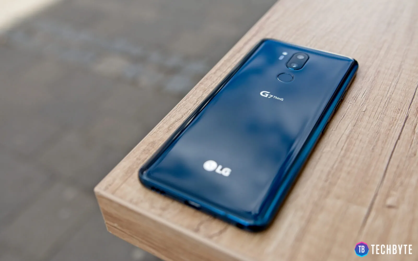 LG G8