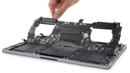 apple macbook pro 2018