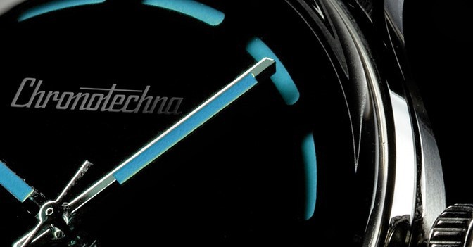 chronotechna hodinky najcernejsie latka cesi kickstarter svetlo cifernik