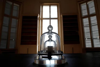 kilogram redefinovanie 100 rokoch vedci