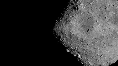 asteroid tazenie projektil vystrelit japonska vesmirna agentura vzorka