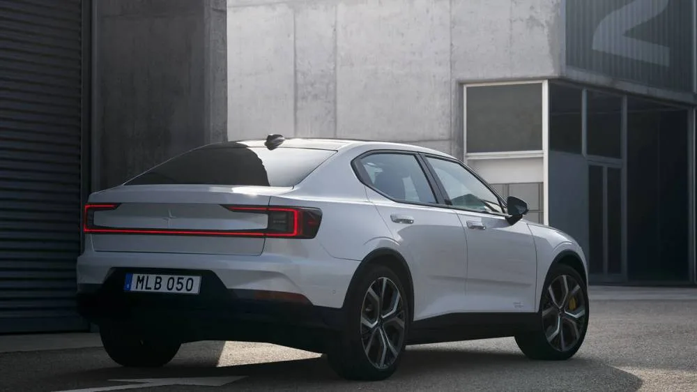 Nový elektromobil Polestar 2