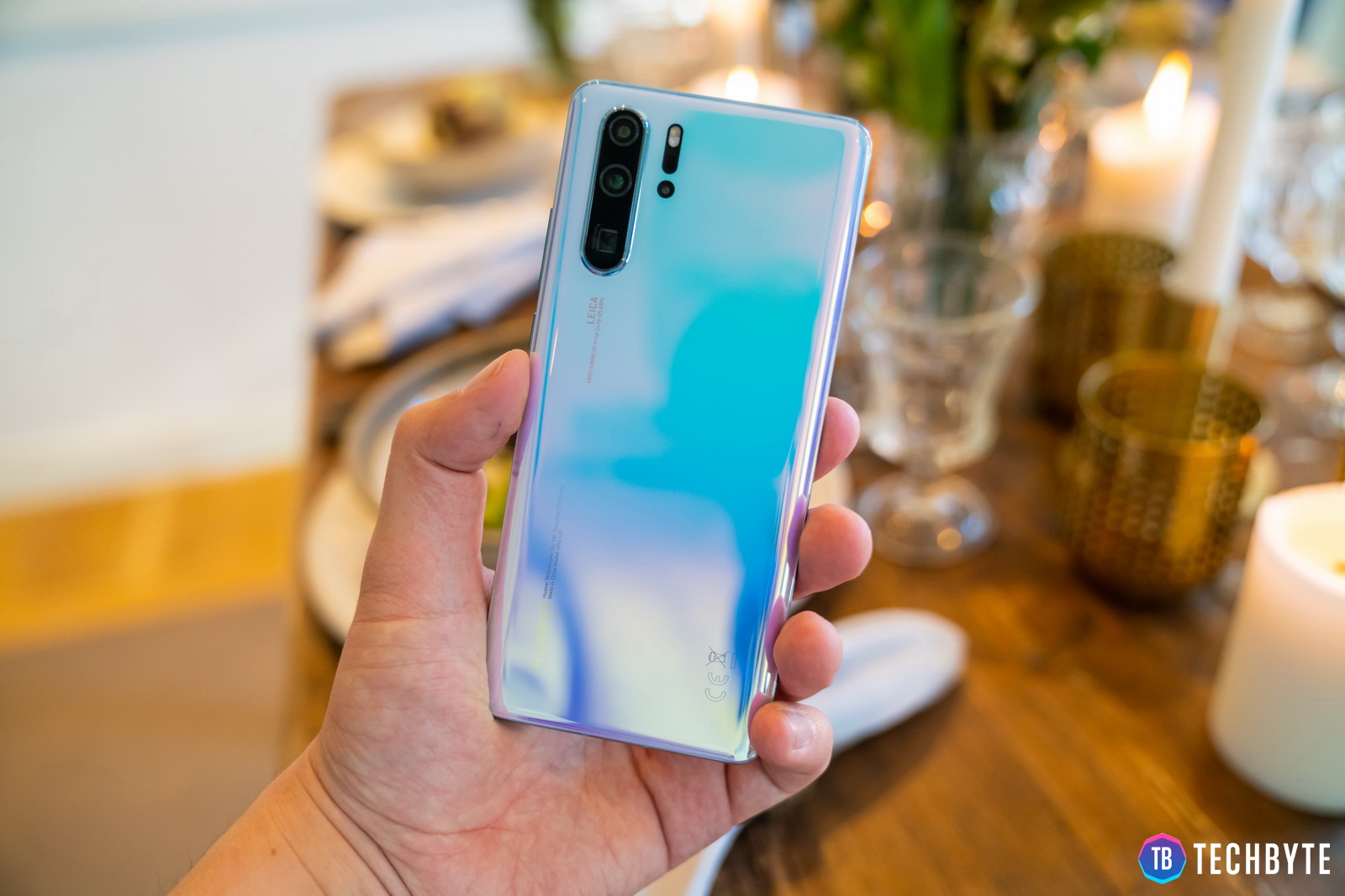 يمكن لـ Huawei أيضًا إطلاق إصدار جديد من P30 Pro الرائد مع خدمات Google