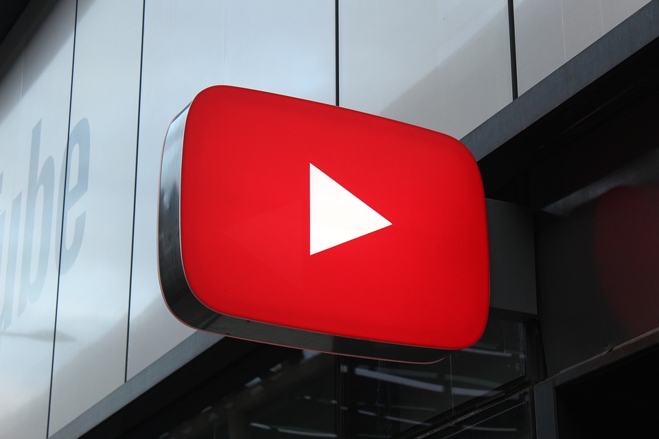 YouTube يختبر ميزة مثيرة للاهتمام ، مقاطع الفيديو تقدم روابط للمنتجات المذكورة 1