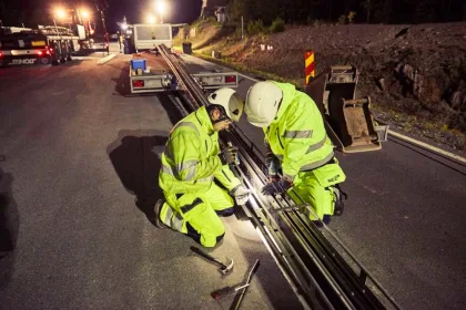 Budovanie cesty, ktorá bude nabíjať elektromobily