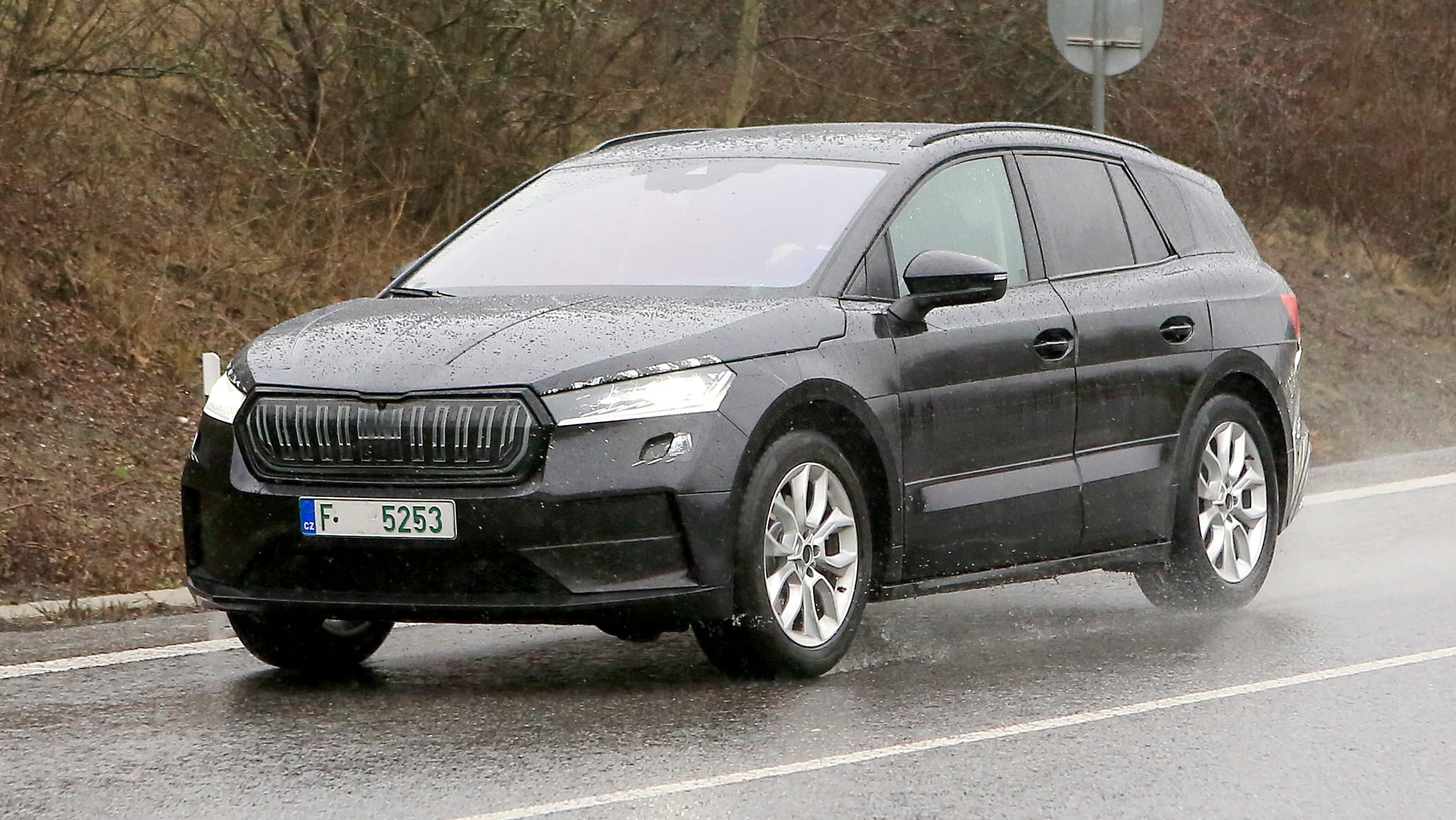 skoda enyaq 2