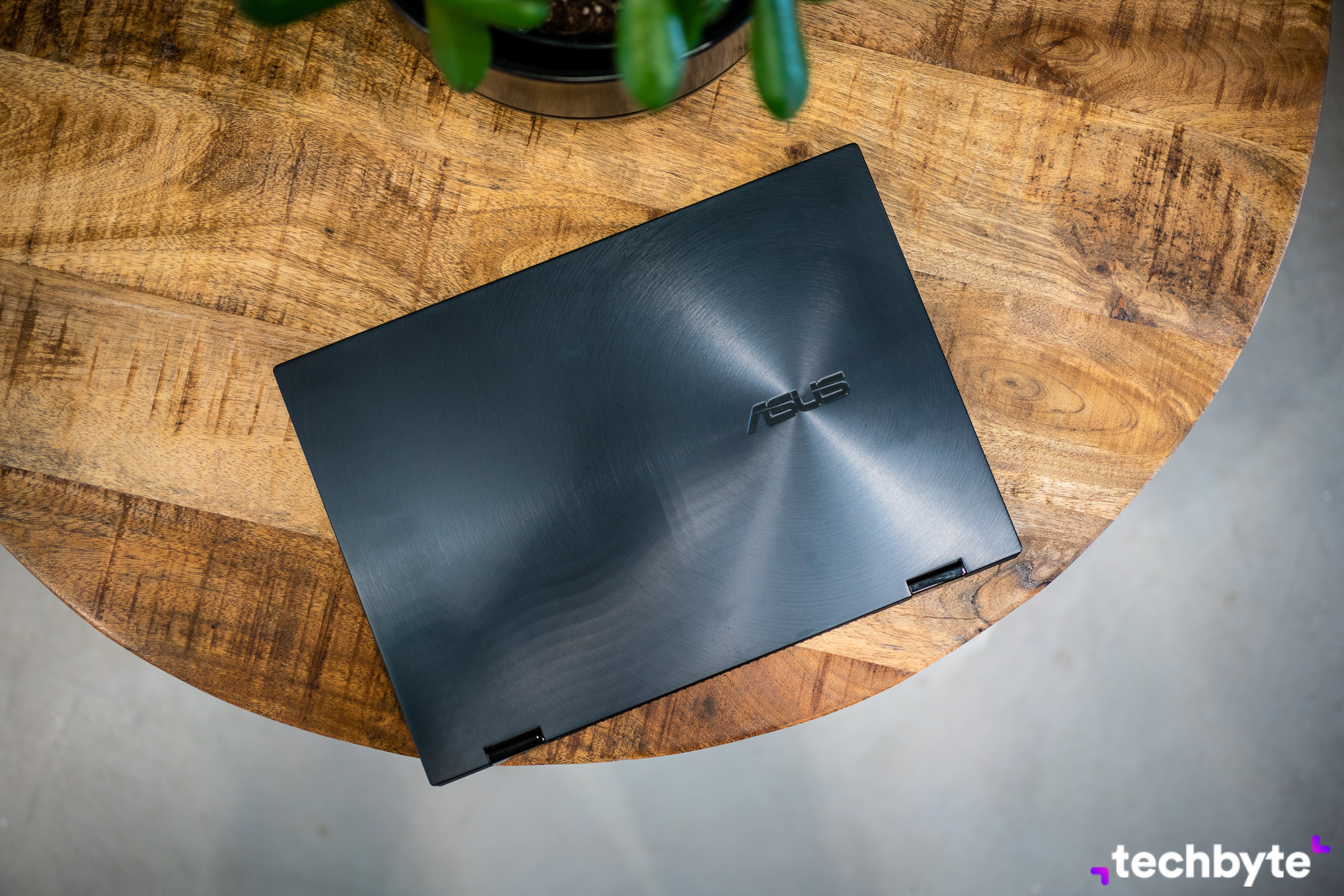 ASUS Zenbook 14 Flip OLED