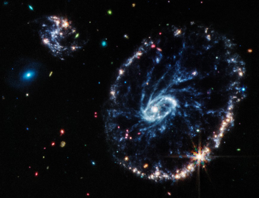 cartwheel galaxia webb 2