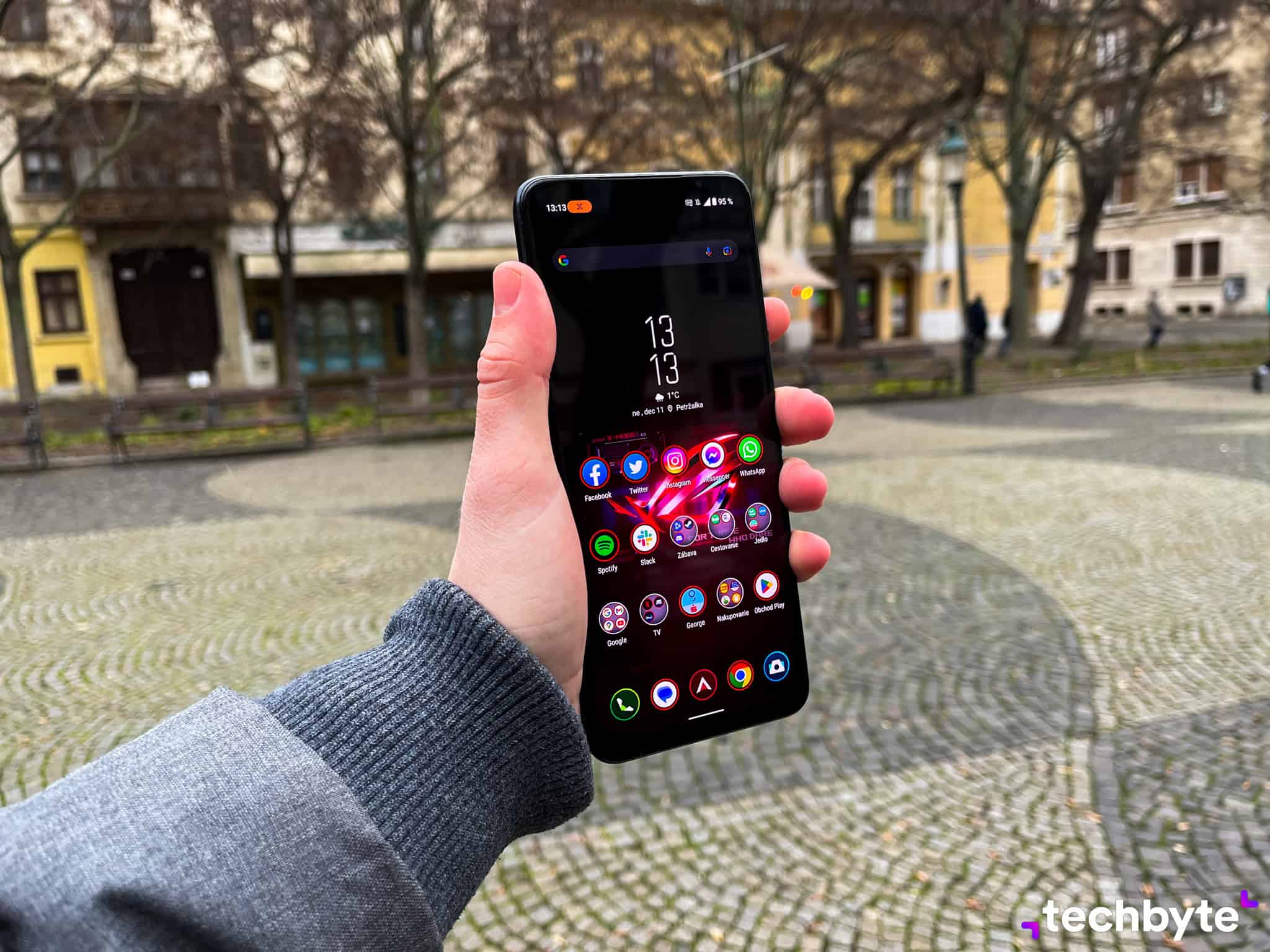 rog phone 6 pro 5