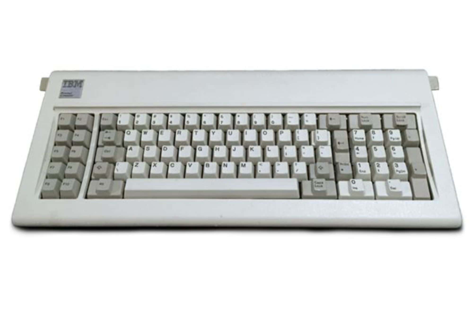 IBM klávesnica