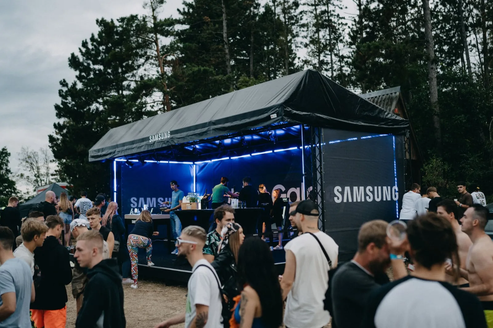 Samsung stánok na festivale Lovestream