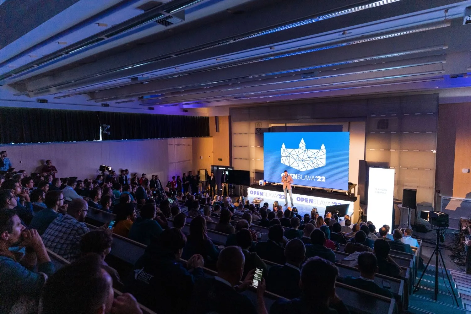Accenture OpenSlava 1 jpg