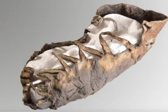 Detská obuv z doby železnej objavená nemeckým banským múzeom v Bochume