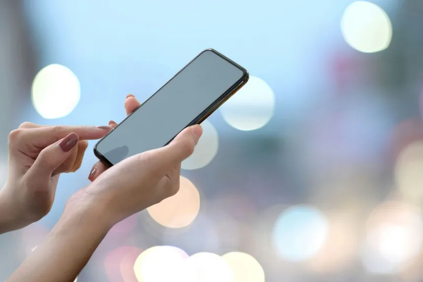 operátor, smartfón, internet