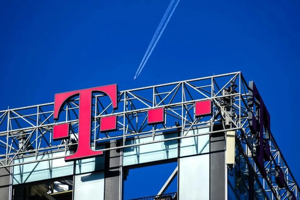 Telekom, operátor