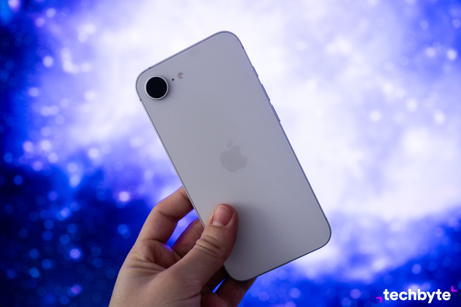 Apple iPhone 16e
