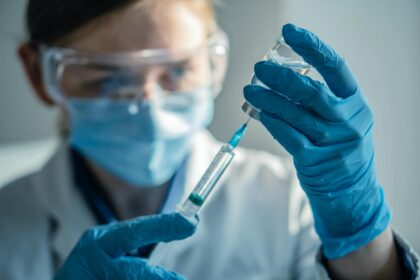 Očkovanie, vakcinácia, COVID-19, chrípka, Peter Kotlár