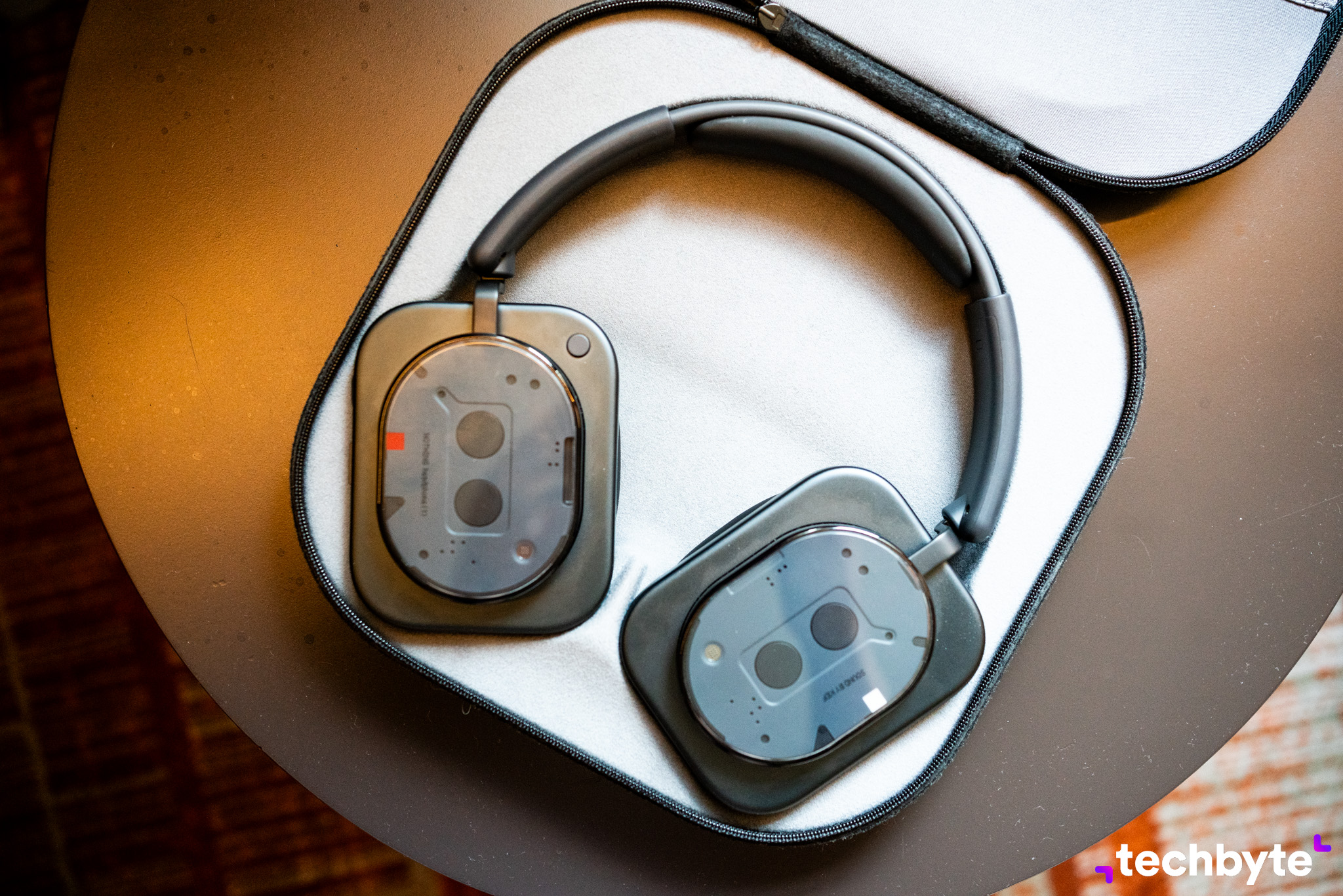 Nothing Headphone (1) OFICIÁLNE: Sú toto vlajkové slúchadlá? Cena 299 € hovorí jasne