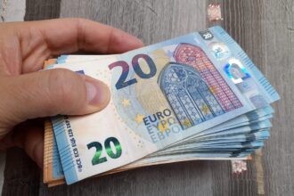 Peniaze, bankovky, euro