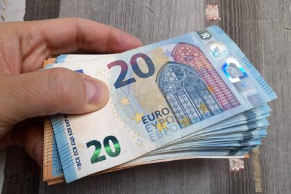 Peniaze, bankovky, euro