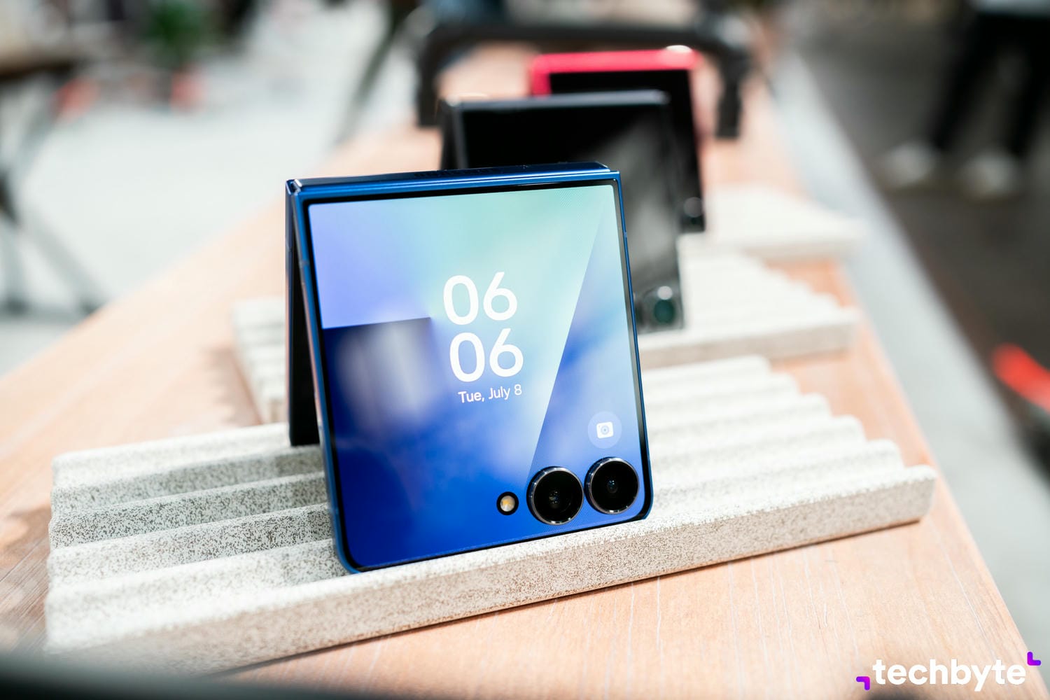 Samsung Galaxy Z Flip7