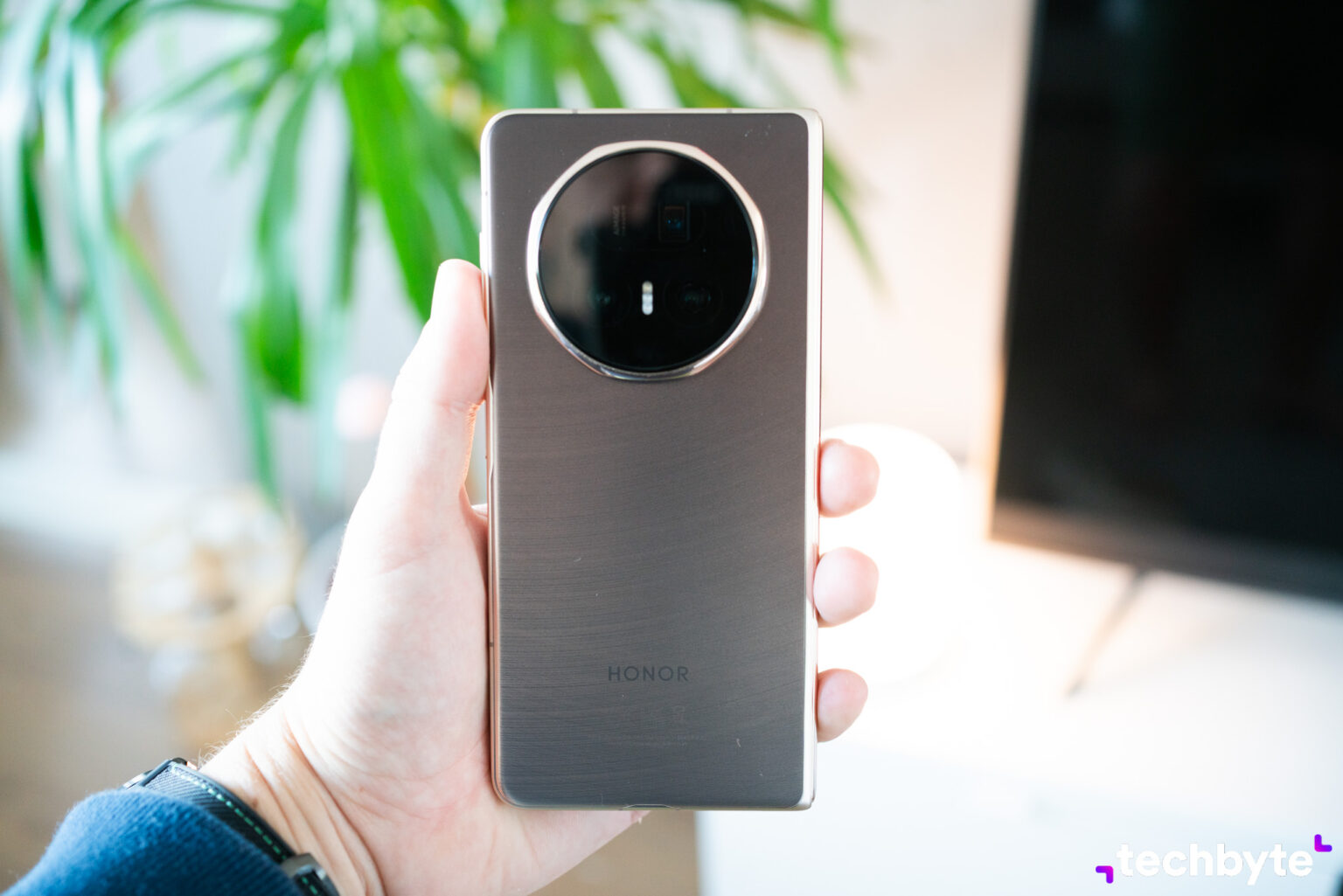 Honor Magic V5