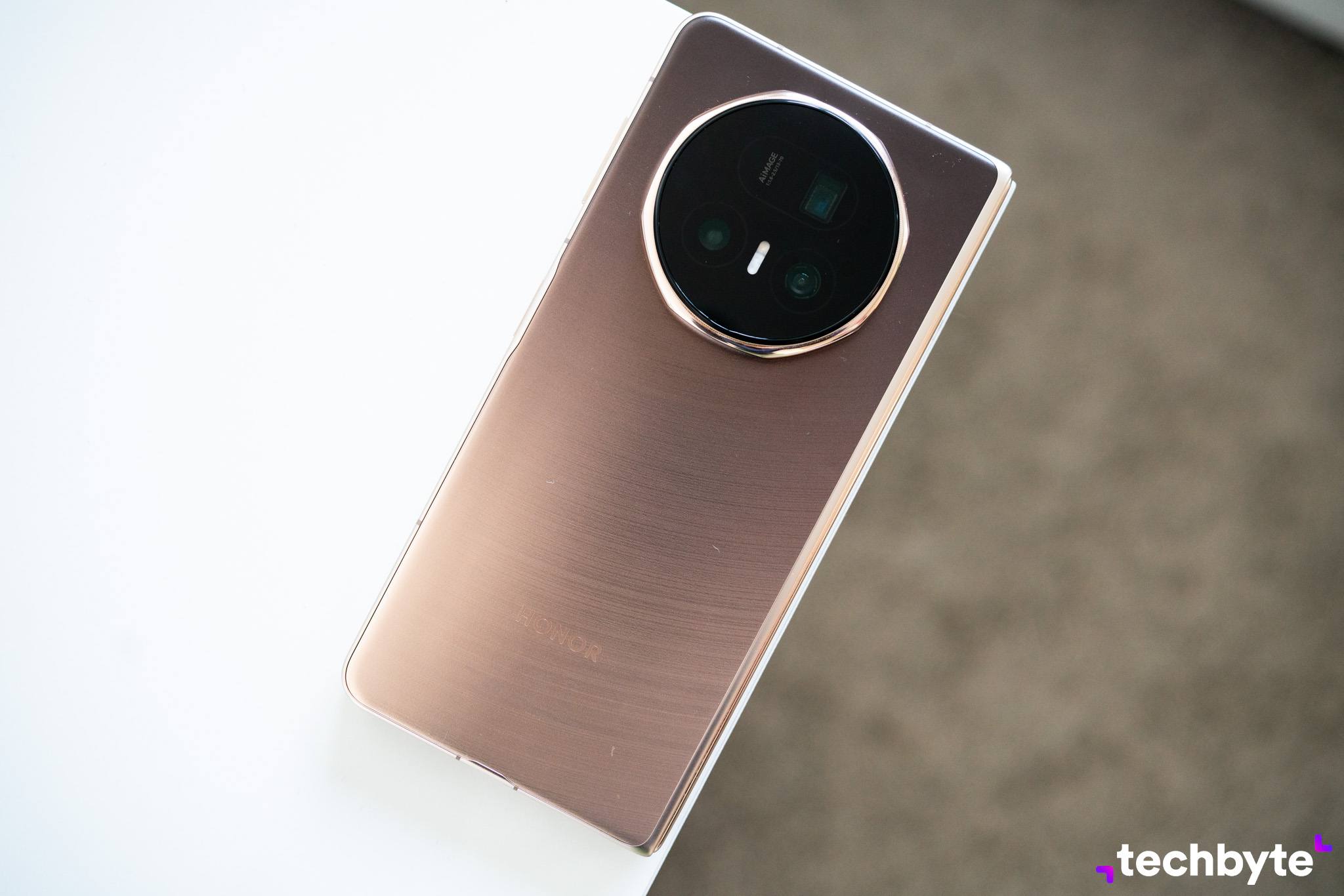 Honor Magic V5