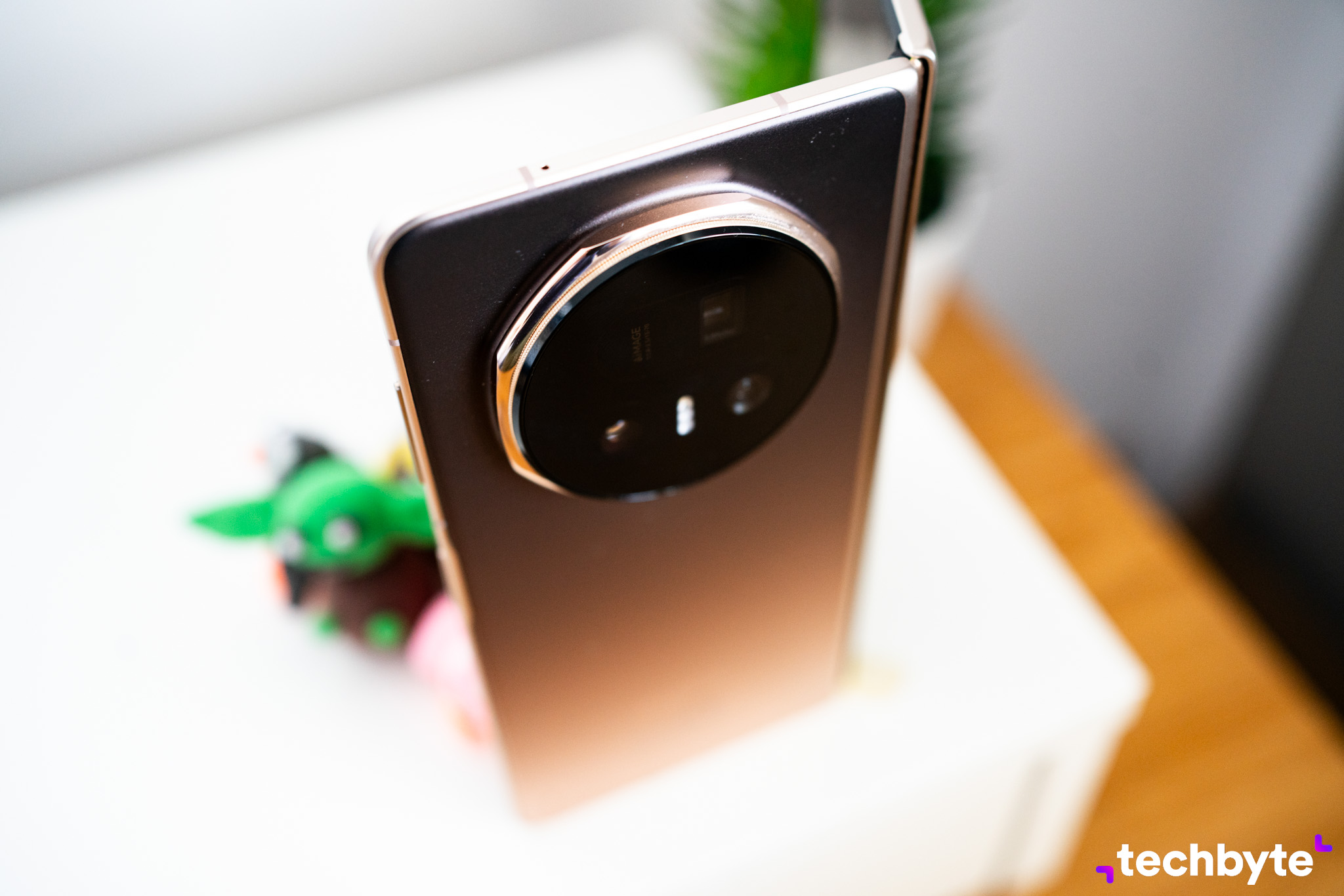 Honor Magic V5