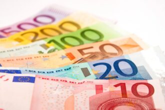 Peniaze, bankovky, euro