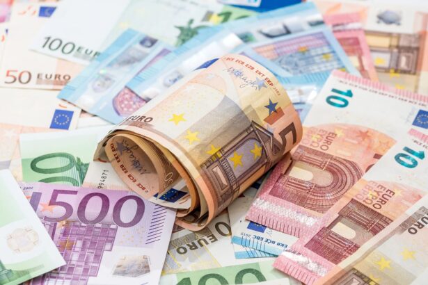 Peniaze, nájom, dôchodok, zákon, zamestnanosť, sociálne odvody, daň, poistenie