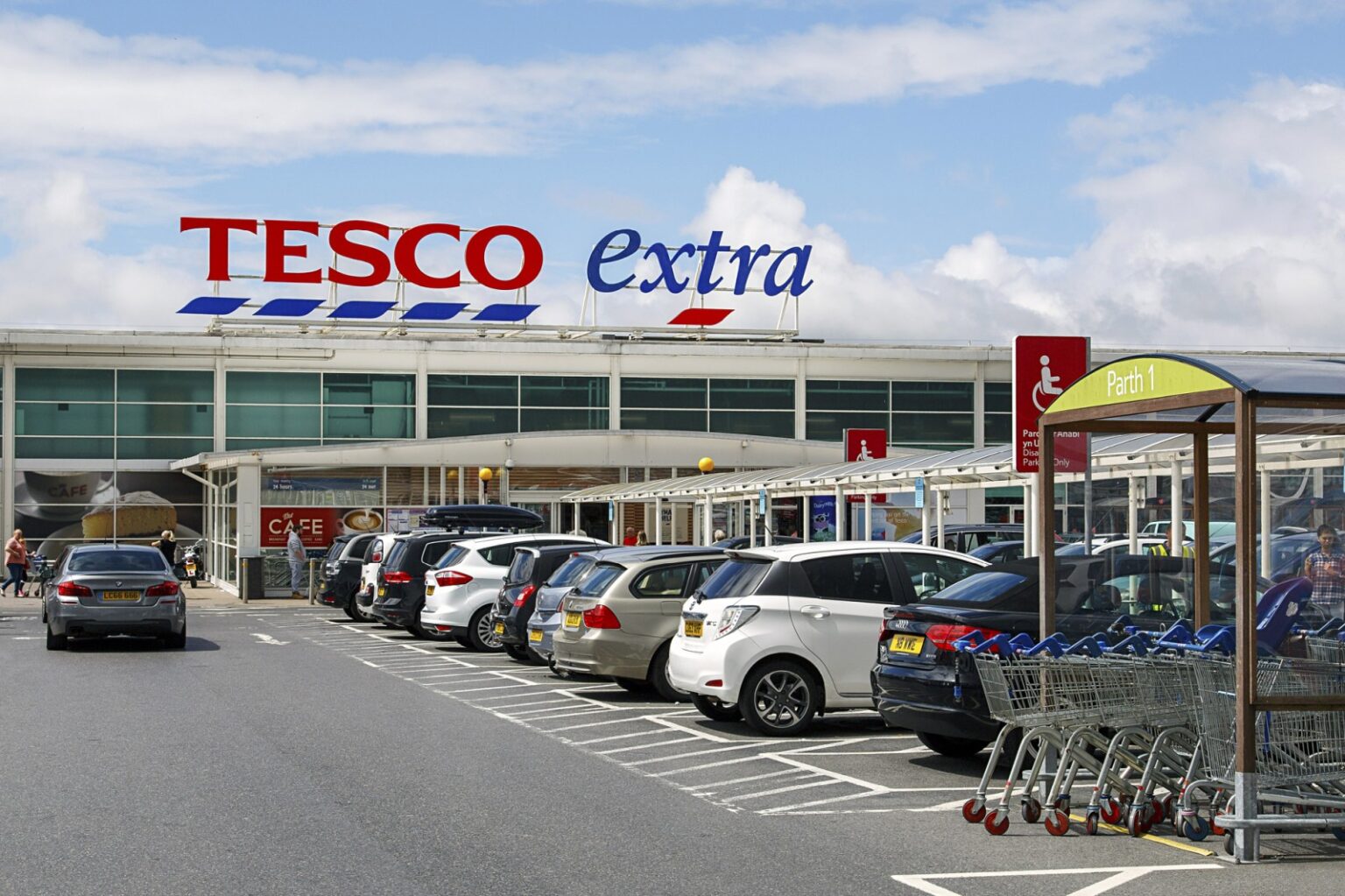 parkovanie, parkovisko, Tesco
