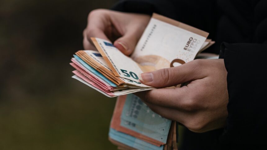 Euro, peniaze, bankovky