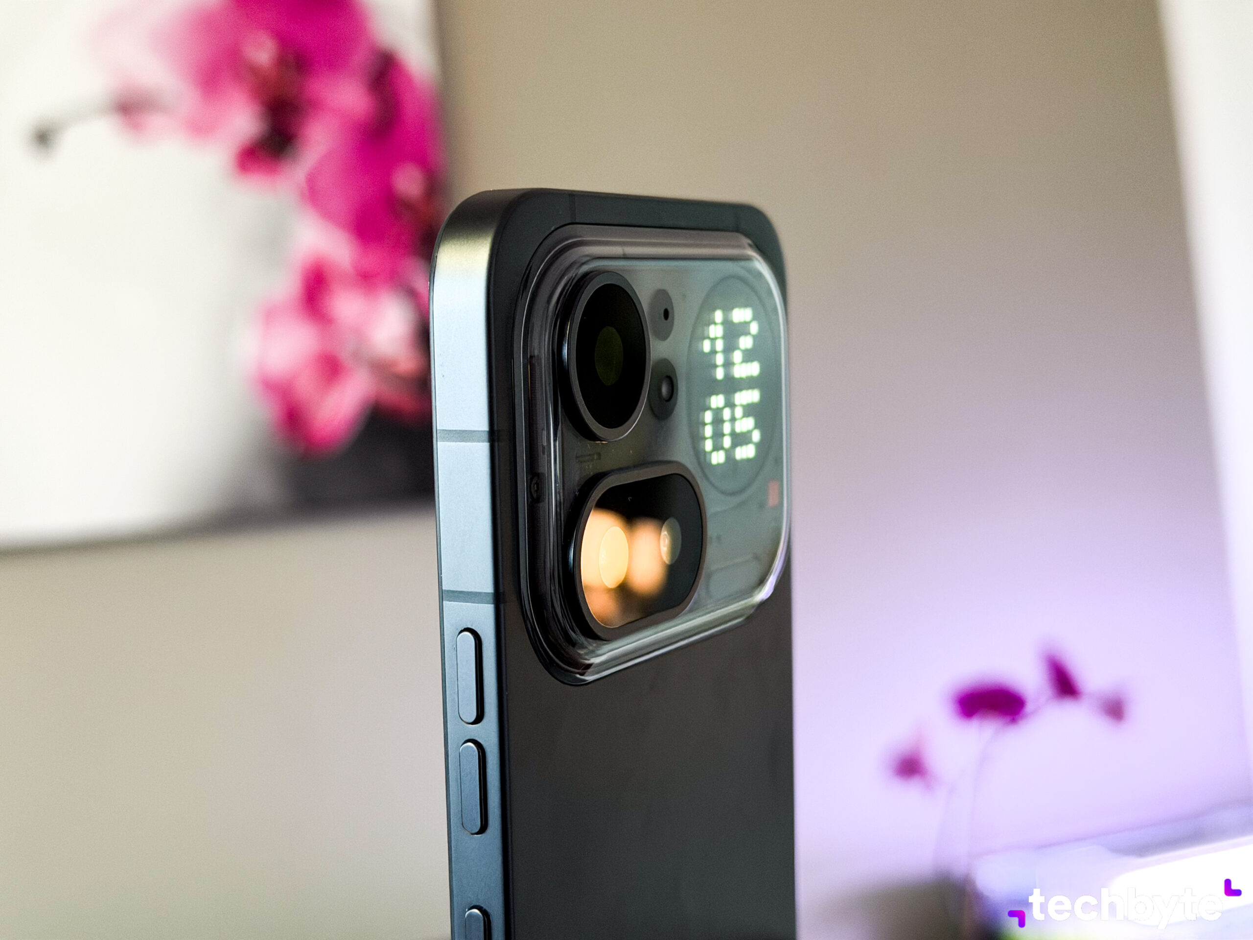 Nothing Phone (4a) Pro