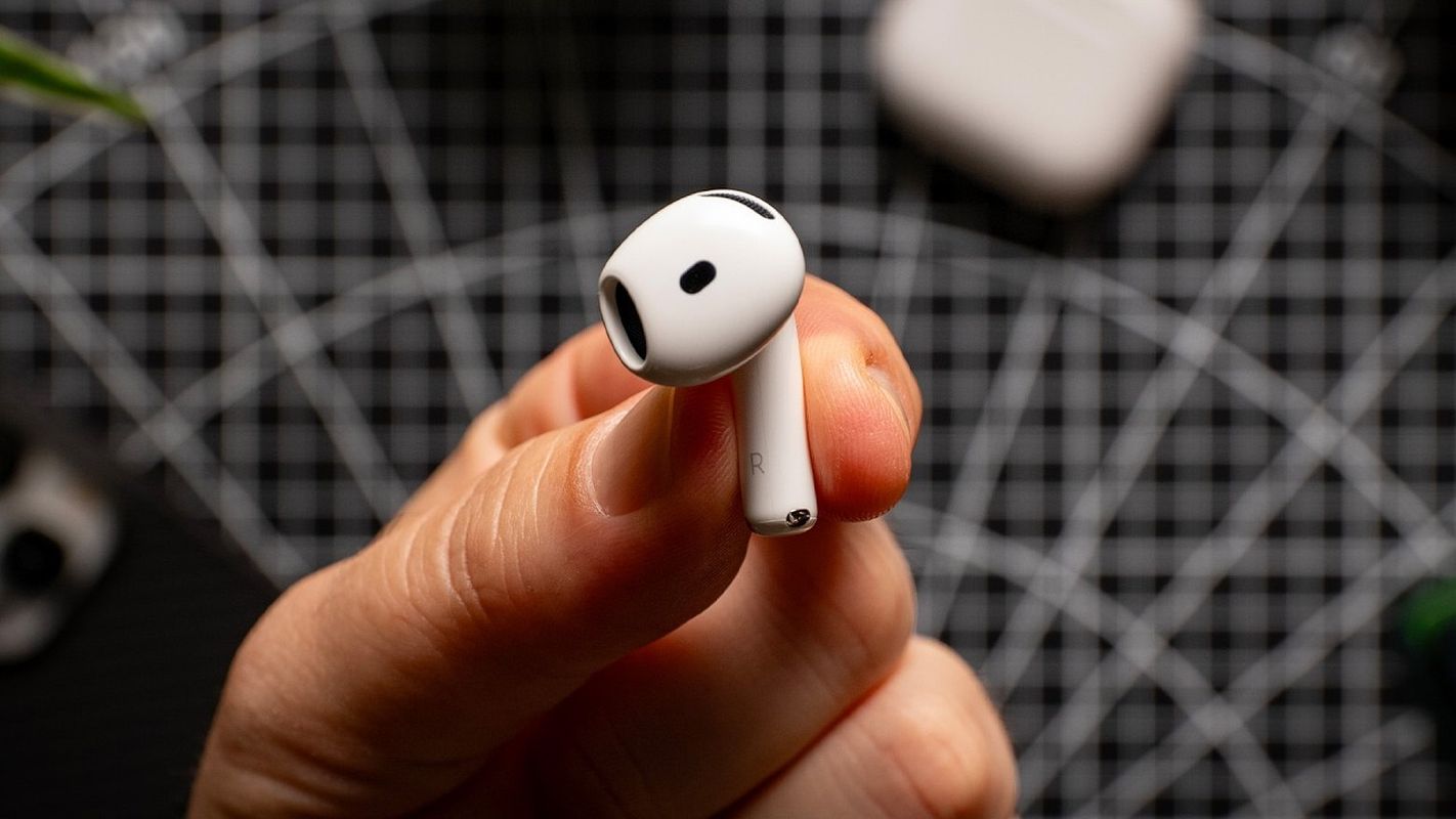 AirPods 4 ANC