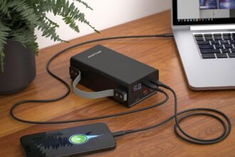 AlzaPower BigFoot 50 000 mAh Power Delivery (100 W)