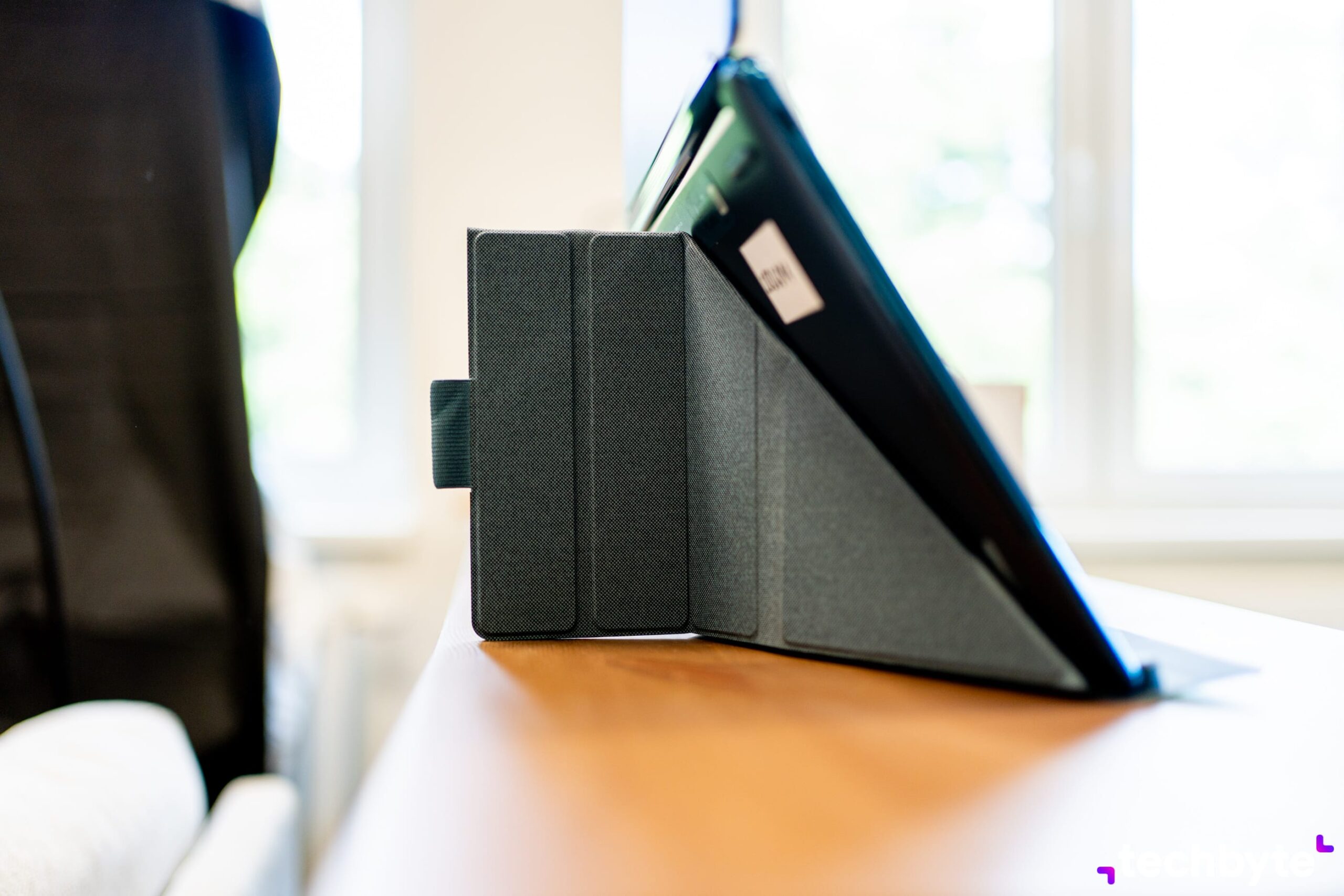 Lenovo Yoga Book 9i