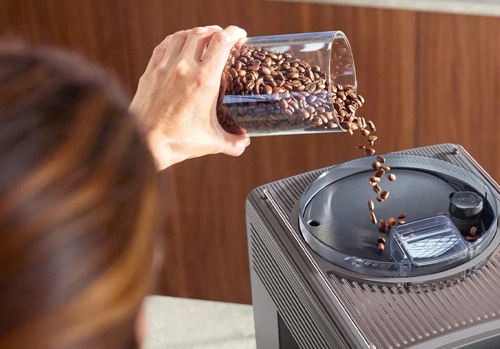 Philips Café Aromis 8000 Series LatteGo Pro