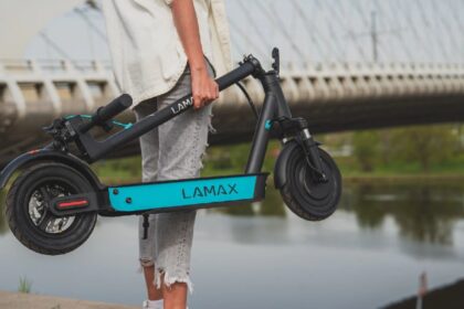 LAMAX eCruiser SC30