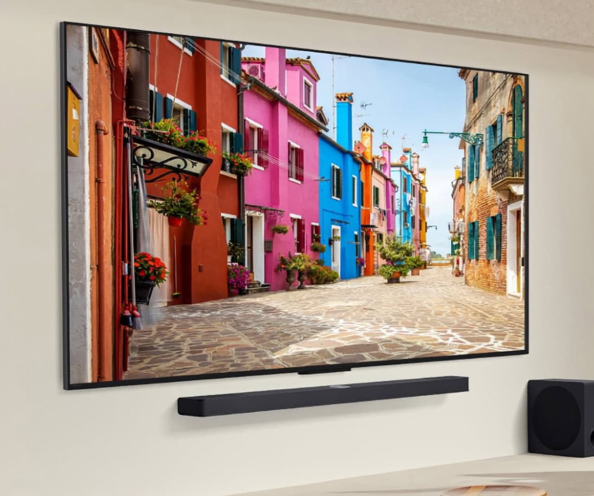 LG QNED Evo