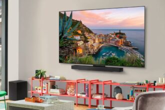 LG QNED Evo