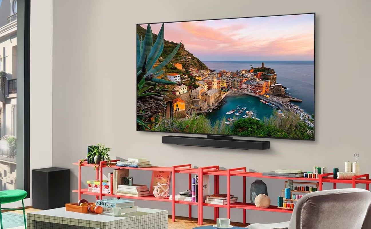 LG QNED Evo