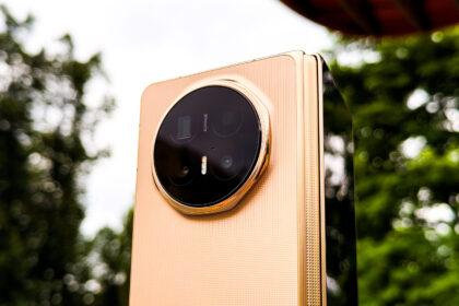 Honor Magic V6