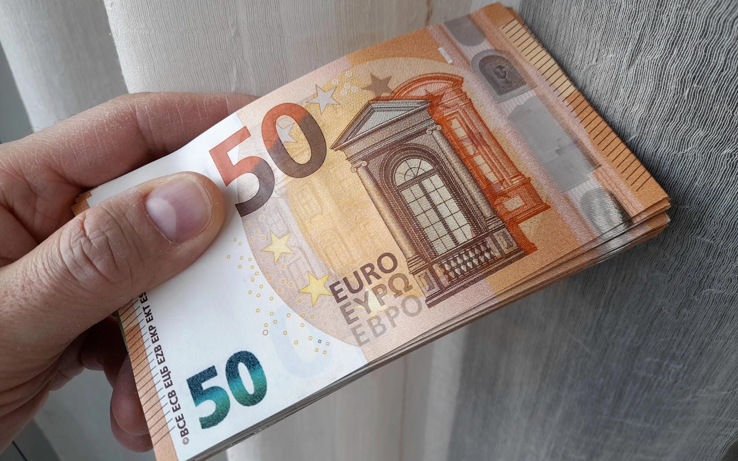 Peniaze, bankovky, euro