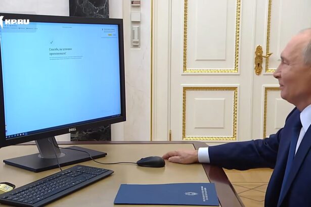 Vladimir Putin, počítač, Activate Windows